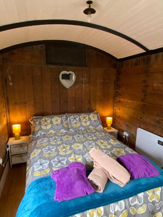 Apartmán Luxury Cosy Carriage With Electric Private Hot Tub Hereford Exteriér fotografie